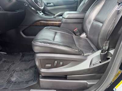 2018 Chevrolet Tahoe, $18749. Photo 5