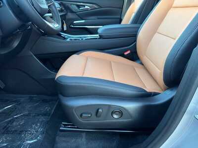 2027 Chevrolet Traverse, $52540.0. Photo 5