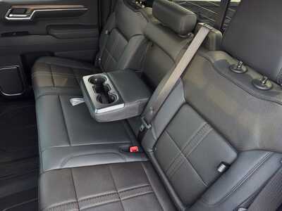 2026 Chevrolet 1500 Crew Cab, $65259.0. Photo 9