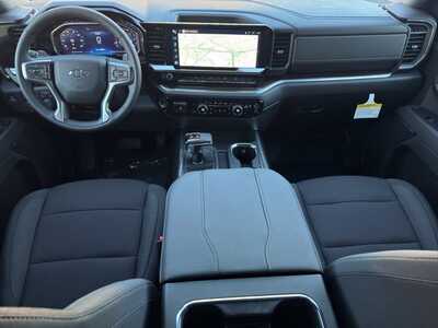 2026 Chevrolet 1500 Crew Cab, $53525.0. Photo 11