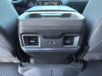 2026 Chevrolet 1500 Crew Cab, $53525.0. Photo 9