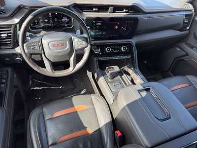 2022 GMC 1500 Crew Cab, $42649. Photo 11