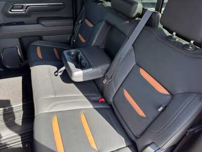 2022 GMC 1500 Crew Cab, $42649. Photo 9