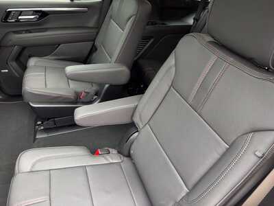 2026 Chevrolet Tahoe, $74565.0. Photo 9