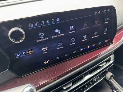 2025 Chevrolet Traverse, $43749. Photo 2