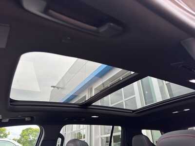 2025 Chevrolet Traverse, $43749. Photo 7