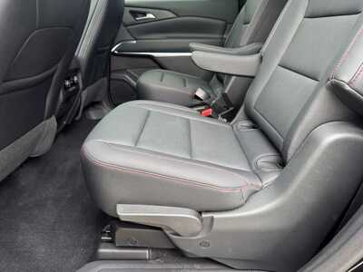 2025 Chevrolet Traverse, $43749. Photo 8