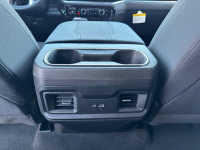 2026 Chevrolet 1500 Crew Cab, $54440.0. Photo 9