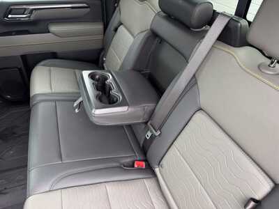 2026 Chevrolet 2500 Crew Cab, $75149. Photo 9