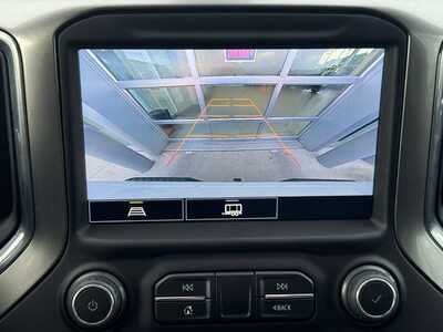 2021 Chevrolet 1500 Crew Cab, $30149. Photo 4