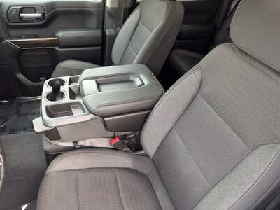 2021 Chevrolet 1500 Crew Cab, $30149. Photo 6