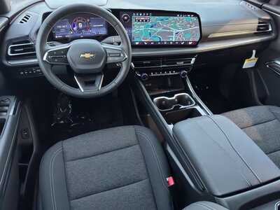 2027 Chevrolet Traverse, $44540.0. Photo 11