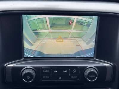 2018 Chevrolet 1500 Crew Cab, $24349. Photo 4