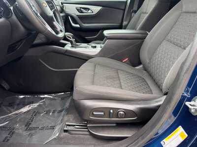 2022 Chevrolet Blazer, $22449. Photo 5