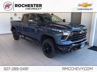 2025 Chevrolet 3500 Crew Cab, $56649. Photo 1