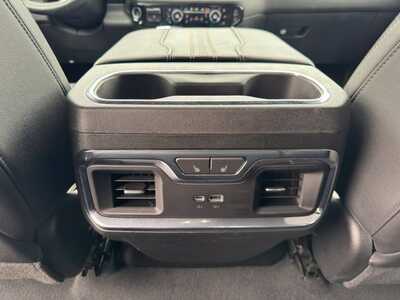2024 Chevrolet 1500 Crew Cab, $41649. Photo 10