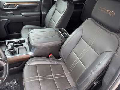 2024 Chevrolet 1500 Crew Cab, $41649. Photo 6