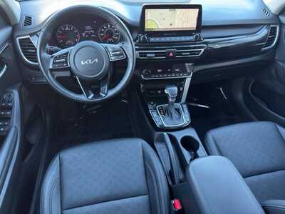2023 Kia Seltos, $22049. Photo 11