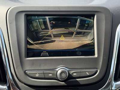 2019 Chevrolet Equinox, $19249. Photo 4