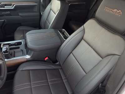 2026 Chevrolet 1500 Crew Cab, $64275. Photo 6