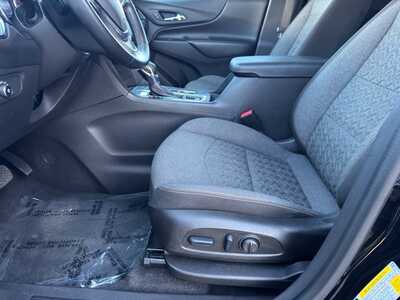 2024 Chevrolet Equinox, $21449. Photo 5