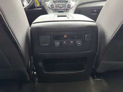 2018 Chevrolet Suburban, $16949. Photo 10
