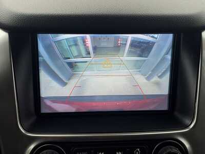 2018 Chevrolet Suburban, $16949. Photo 4