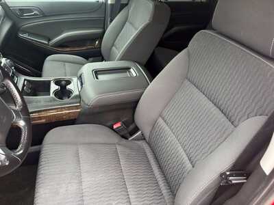 2018 Chevrolet Suburban, $16949. Photo 6