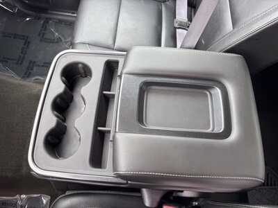 2015 Chevrolet 1500 Crew Cab, $18449. Photo 7