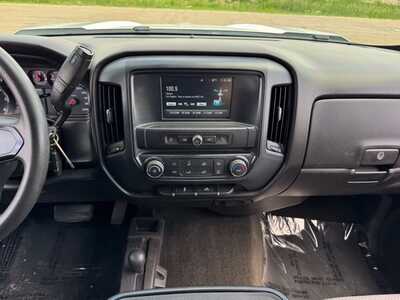 2018 Chevrolet 1500 Ext Cab, $18949. Photo 2