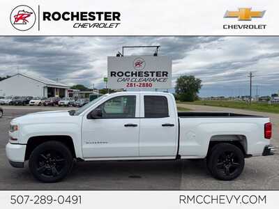 2018 Chevrolet 1500 Ext Cab, $18949. Photo 1