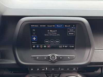 2021 Chevrolet Camaro, $15949. Photo 3