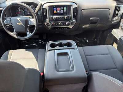 2017 Chevrolet 1500 Crew Cab, $18449. Photo 11