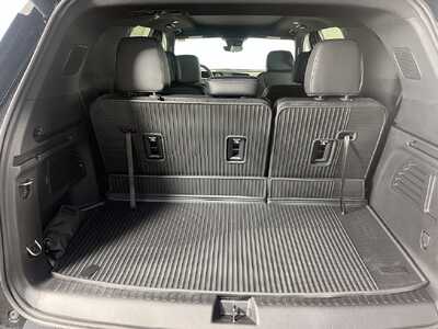 2027 Chevrolet Traverse, $50654. Photo 6