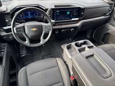 2023 Chevrolet 1500 Crew Cab, $30949. Photo 11