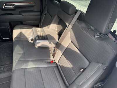 2023 Chevrolet 1500 Crew Cab, $30949. Photo 8