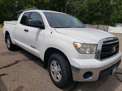 2011 Toyota Tundra Crew Cab, $4900. Photo 2
