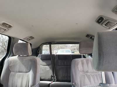 2008 Toyota Sienna, $3500. Photo 5