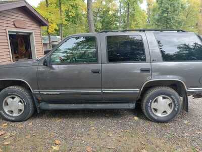 1999 Chevrolet Tahoe, $4500. Photo 1
