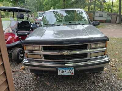 1999 Chevrolet Tahoe, $4500. Photo 2