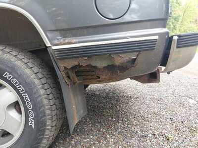 1999 Chevrolet Tahoe, $4500. Photo 4
