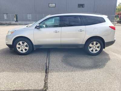 2010 Chevrolet Traverse, $3500. Photo 1