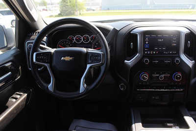 2021 Chevrolet 1500 Crew Cab, $43995. Photo 12