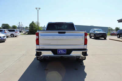 2021 Chevrolet 1500 Crew Cab, $43995. Photo 7