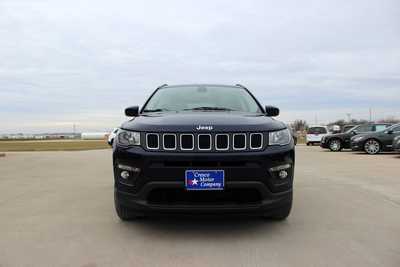 2019 Jeep Compass, $20495. Photo 3