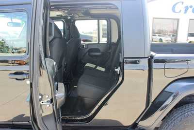 2020 Jeep Gladiator, $34995. Photo 12