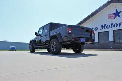 2020 Jeep Gladiator, $35995. Photo 8