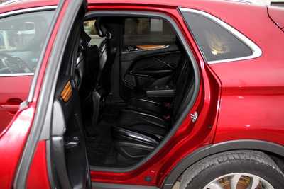 2015 Lincoln MKC, $15995. Photo 12