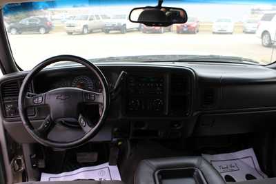 2005 Chevrolet 2500 Crew Cab, $8995. Photo 12
