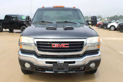 2003 GMC 2500 Crew Cab, $5995. Photo 2
